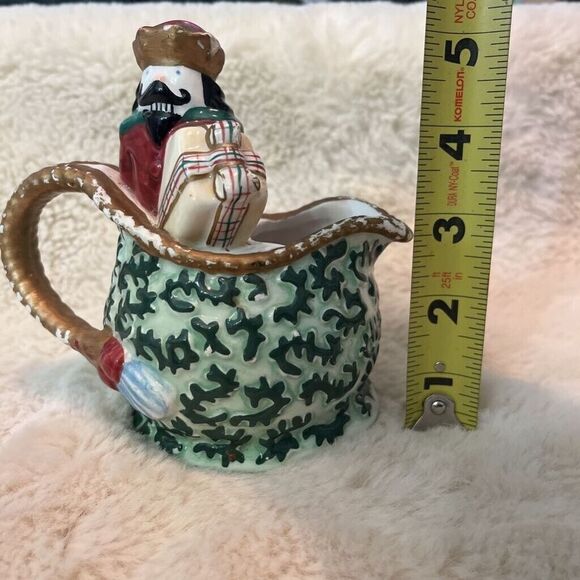 Avon St Nicholas Creamer Pitcher Vintage Holiday Christmas 6" Tall - Picture 6 of 7